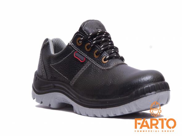 Premium Distributor of Attractive Safety Shoes