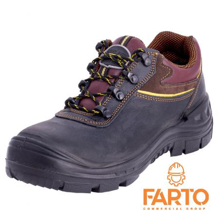 Various Sized Safety Shoes with High Resistance Available at Markets